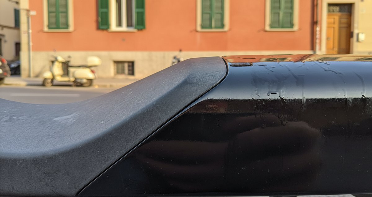 olio-d-oliva-dispensa-rid-vita-plastiche-auto-sbiadite